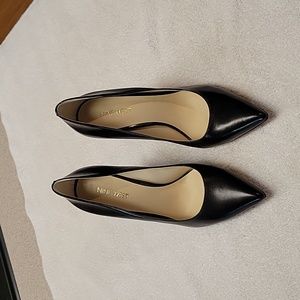 Nine West Black Leather Pumps sz 7.5